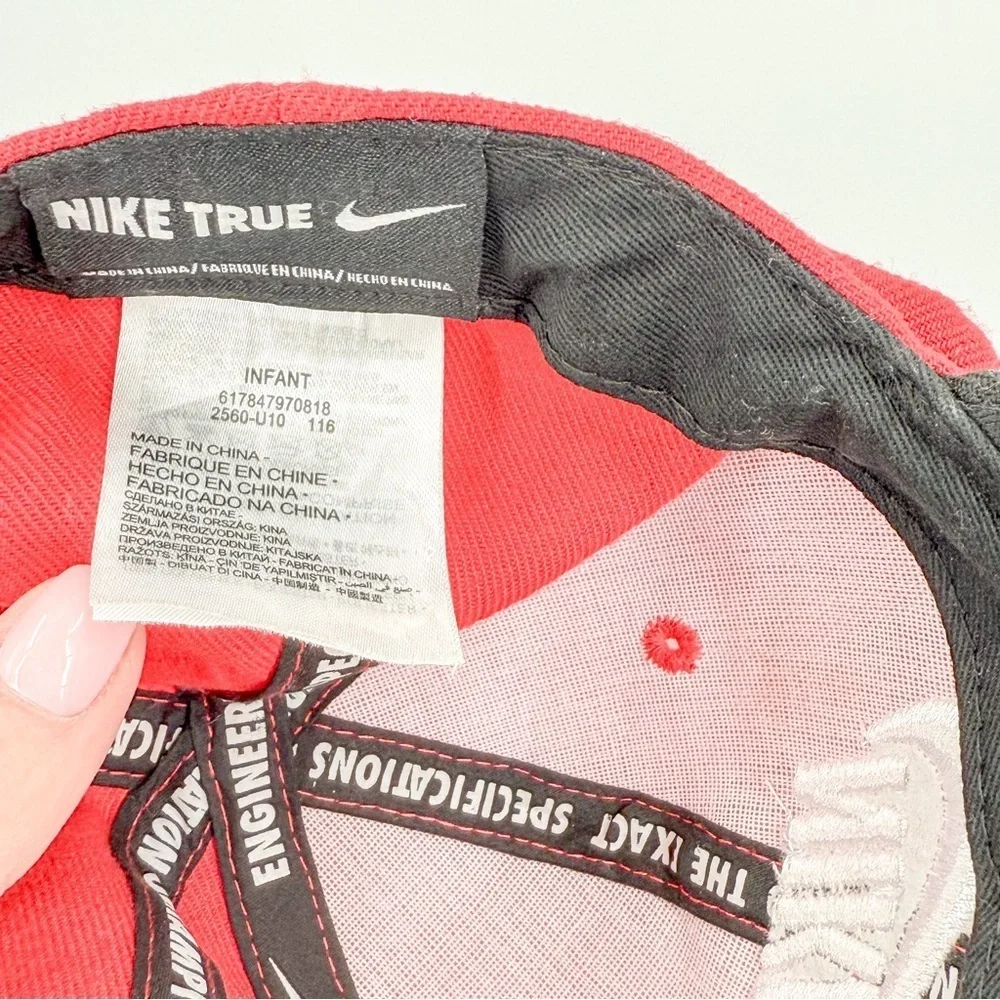 Nike Boy SnapBack hat